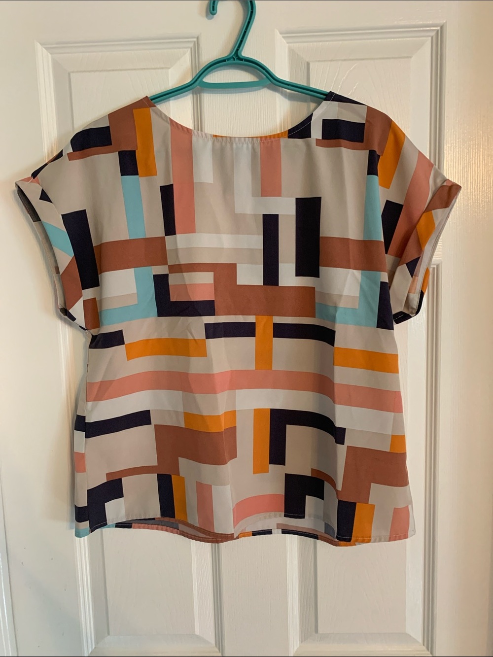 Geometric Short Sleeve Blouse in Multicolor
